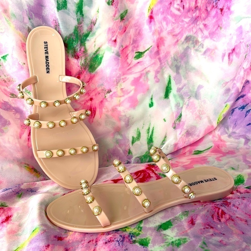 Brand New Steve Madden Beige w/ Pearls 3-Strap Slides Sandals